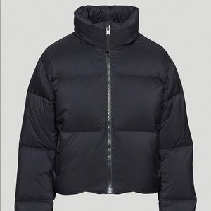 TNA Mega Puff Crop Black Small